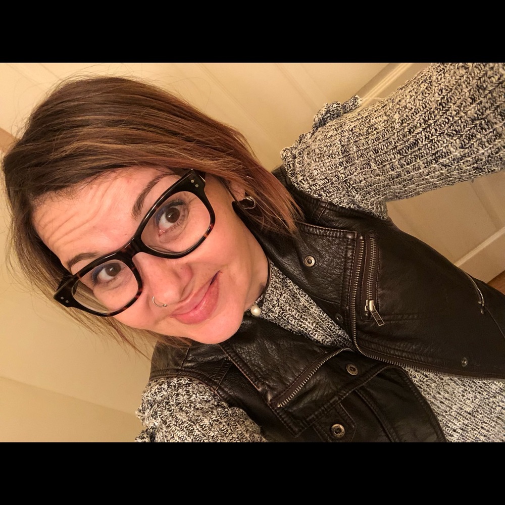 Meet your Posher, Marina